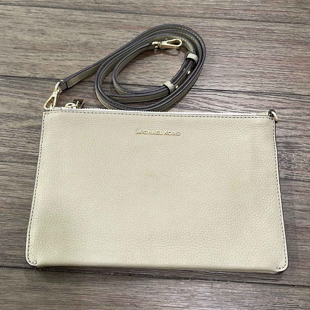 Michael Kors Crossbody